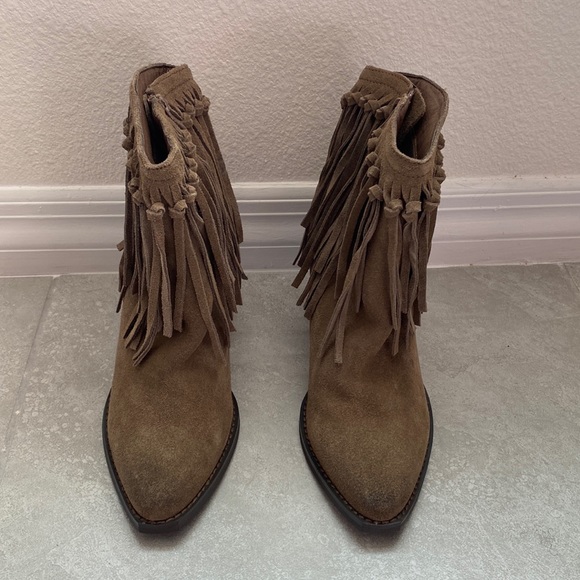 VERY VOLATILE LOS ANGELES SUEDE BOOTS SIZE 8.5 M - Picture 2 of 6